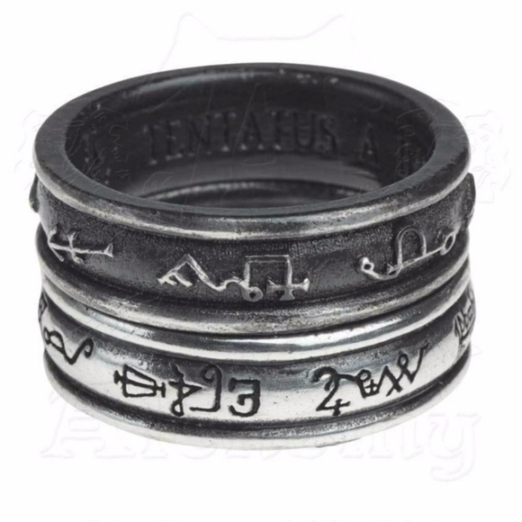 Demon Black Angel White 2 Ring Angelic set Alchemy Gothic sz 7 Made in England - Picture 2 of 5